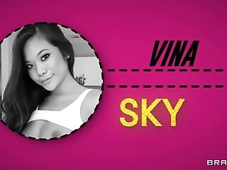 Vina's Gaping Workout With Tony Rubino, Vina Sky - Brazzers