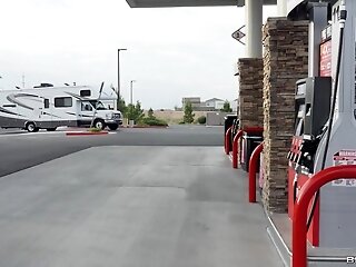 Step Family Summer Vacation: Part 1 With Cherie Deville, Damon Dice, Quinton James - Brazzers